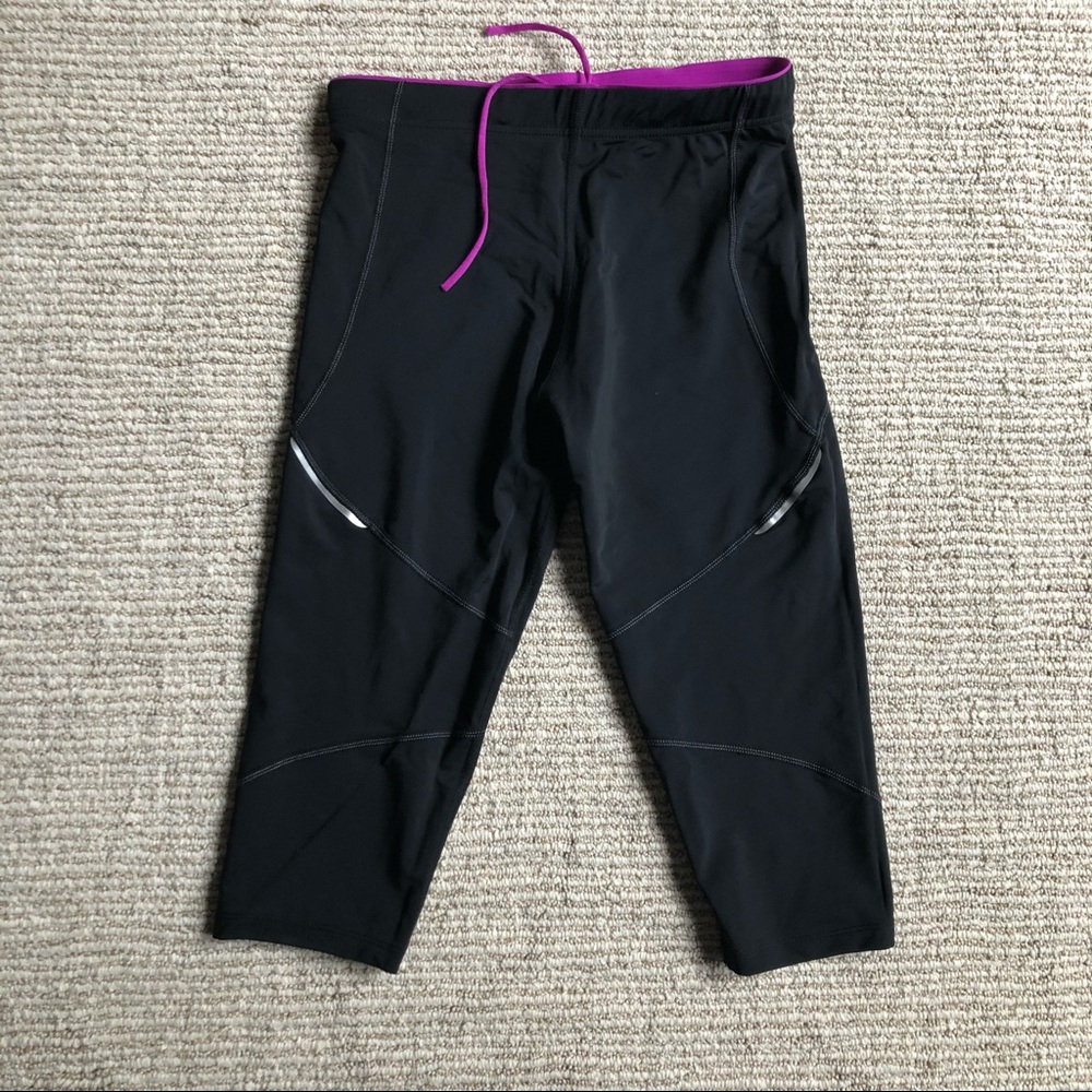 🍀2 for $10🍀 Black 3/4 leggings